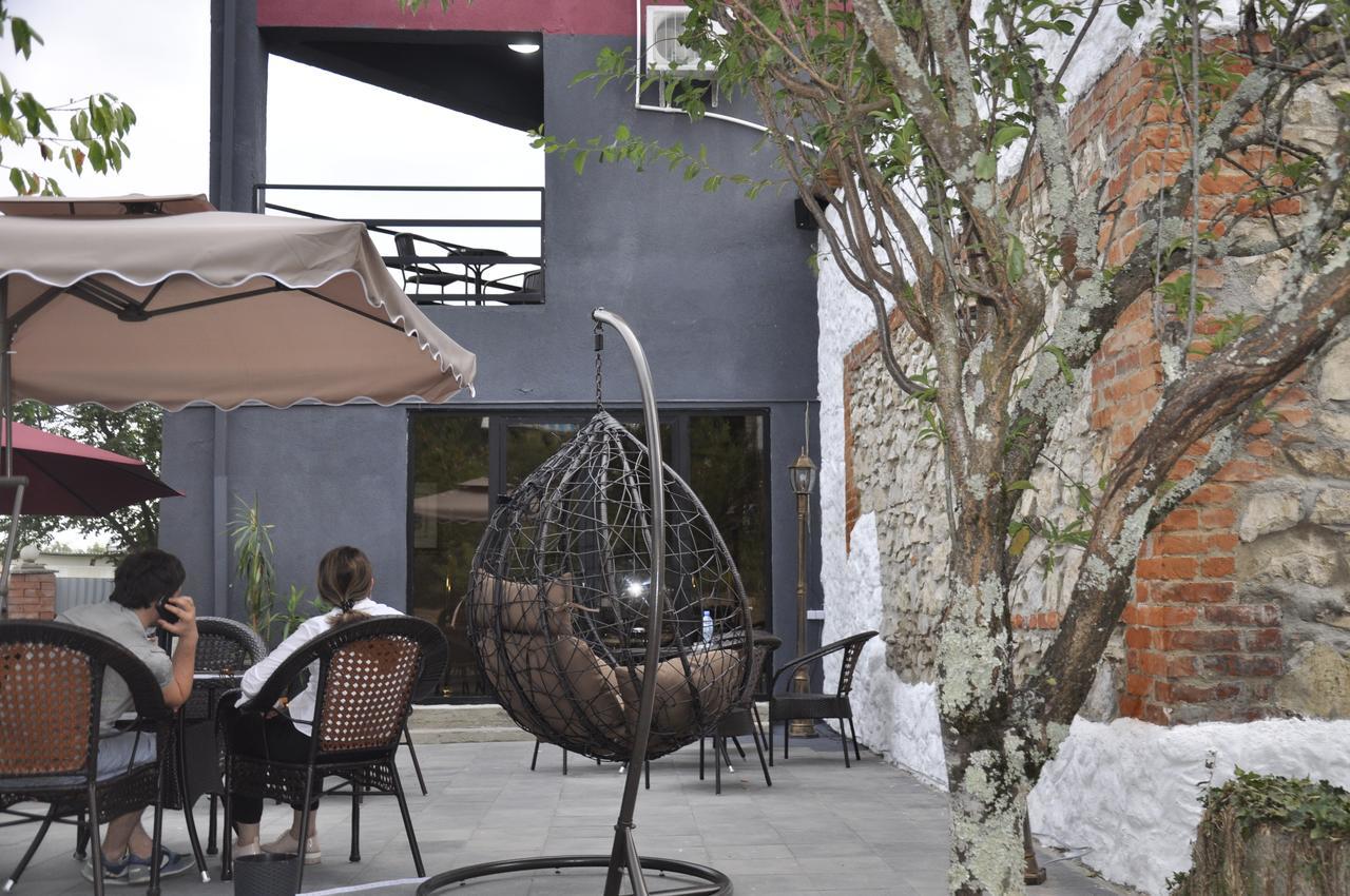 Central Hotel Tskaltubo Ngoại thất bức ảnh